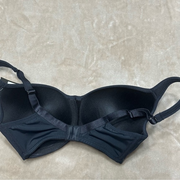 Essential Bodywear Abbie Everyday T-Shirt Black Bra #6111 NWT Size 32F - Picture 2 of 6